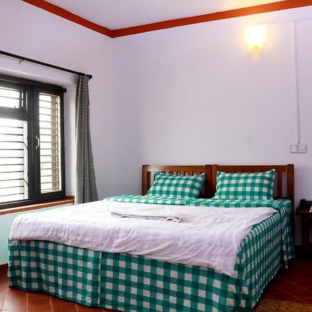 Bravo Hotell Kathmandu Exteriör bild