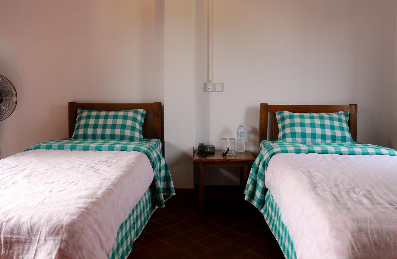 Bravo Hotell Kathmandu Exteriör bild