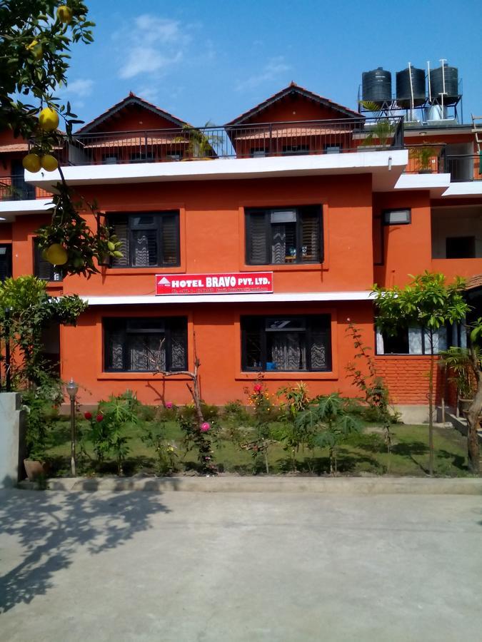 Bravo Hotell Kathmandu Exteriör bild