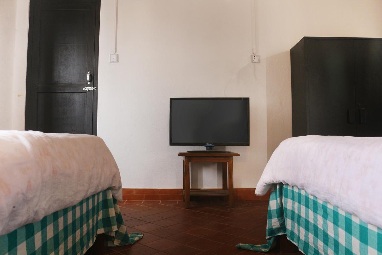 Bravo Hotell Kathmandu Exteriör bild
