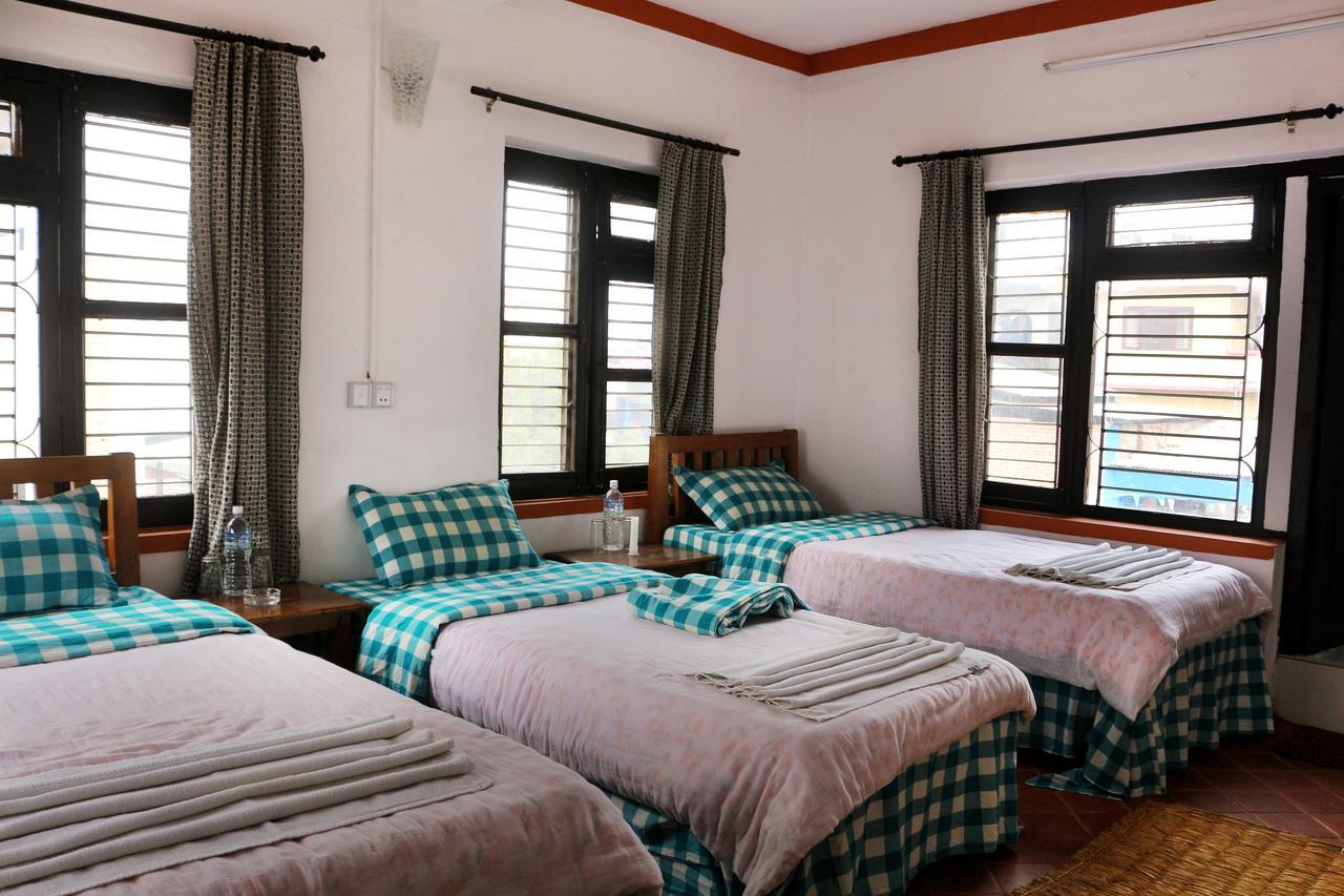 Bravo Hotell Kathmandu Exteriör bild