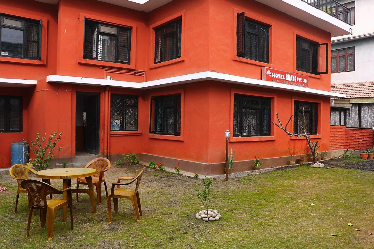 Bravo Hotell Kathmandu Exteriör bild